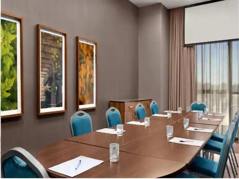 Hilton Garden Inn Chandler Downtown Dış mekan fotoğraf