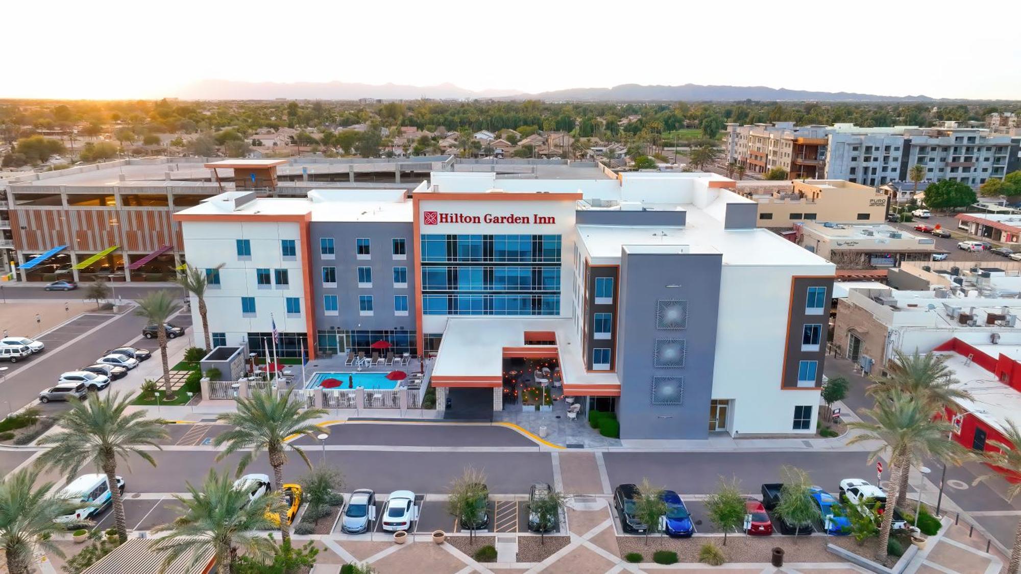 Hilton Garden Inn Chandler Downtown Dış mekan fotoğraf