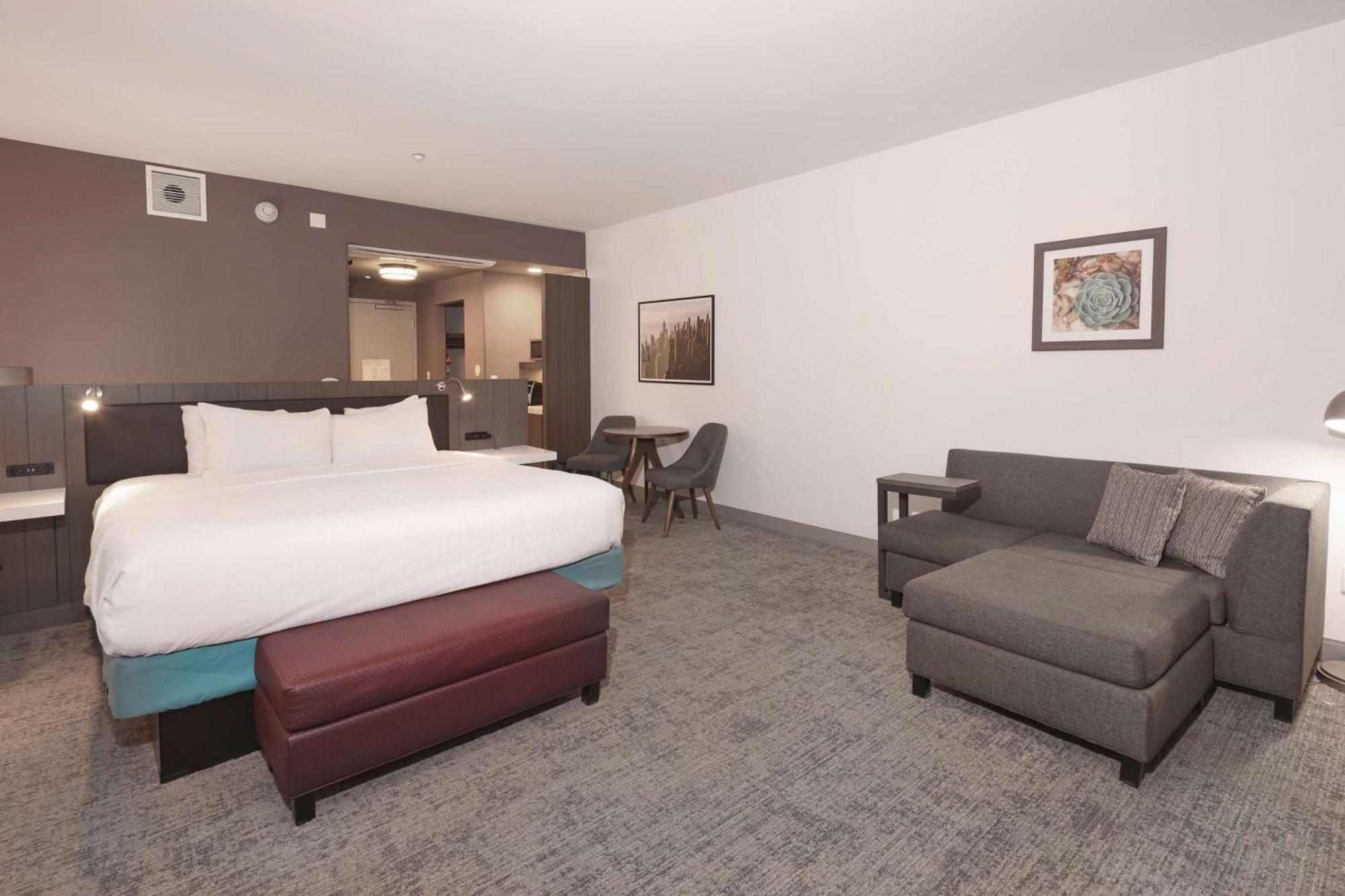 Hilton Garden Inn Chandler Downtown Dış mekan fotoğraf