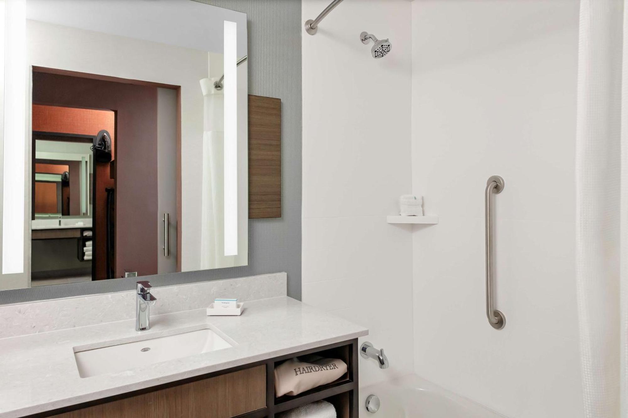 Hilton Garden Inn Chandler Downtown Dış mekan fotoğraf