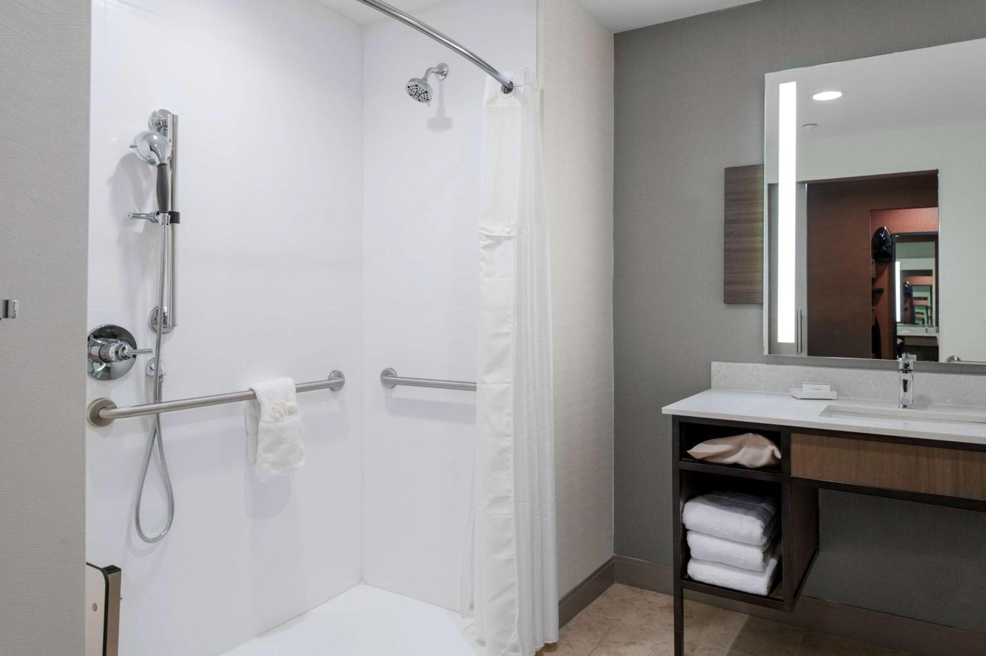 Hilton Garden Inn Chandler Downtown Dış mekan fotoğraf