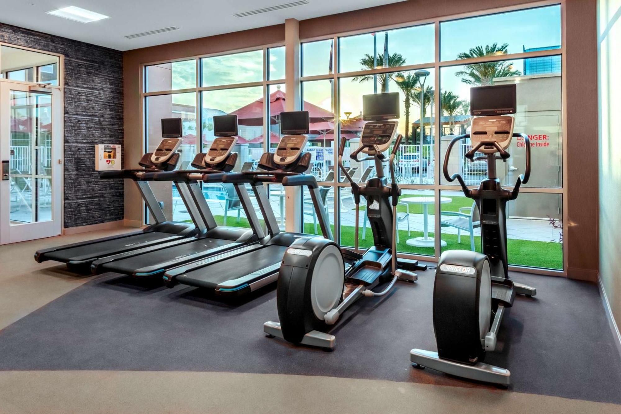 Hilton Garden Inn Chandler Downtown Dış mekan fotoğraf