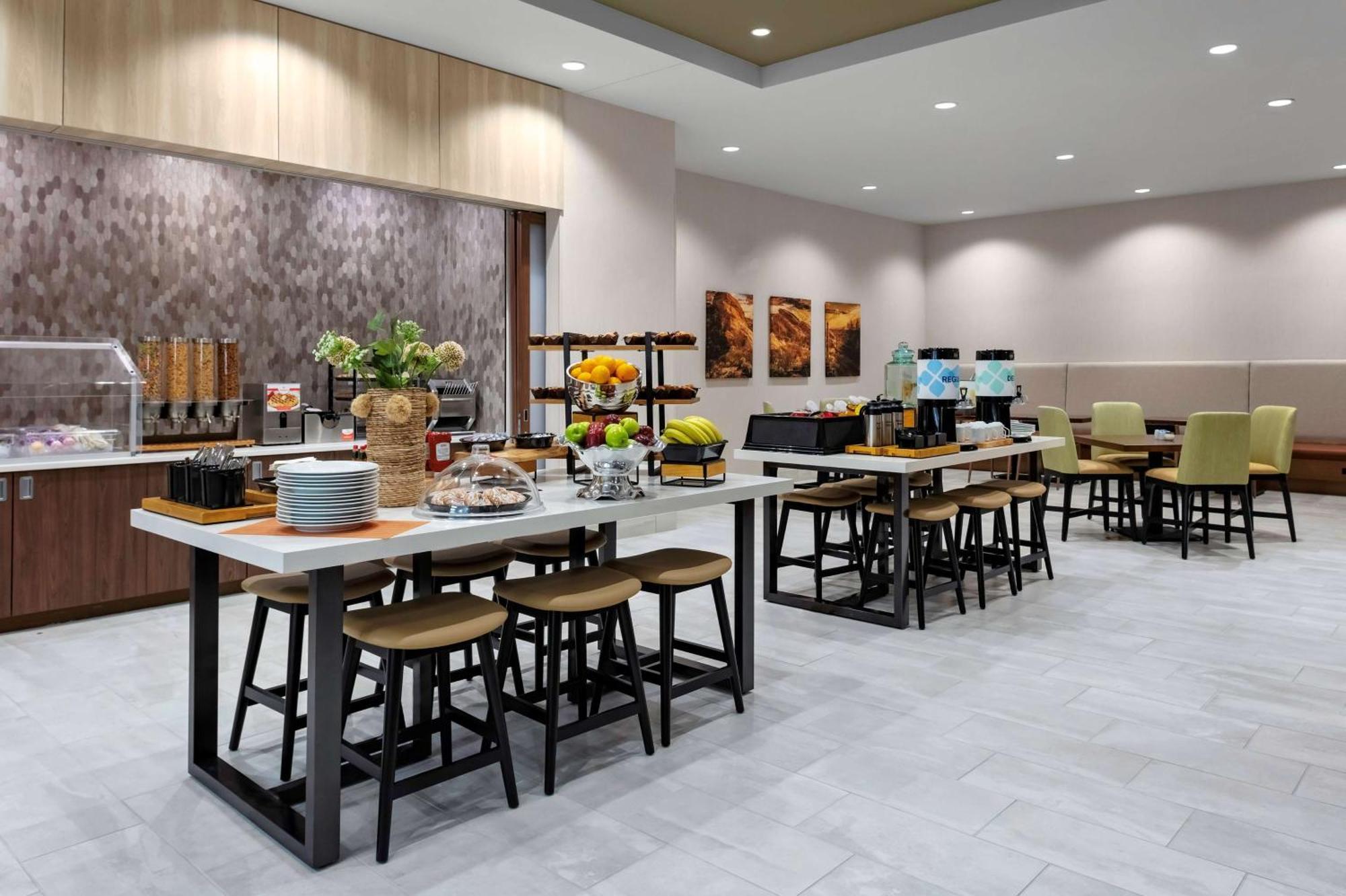 Hilton Garden Inn Chandler Downtown Dış mekan fotoğraf